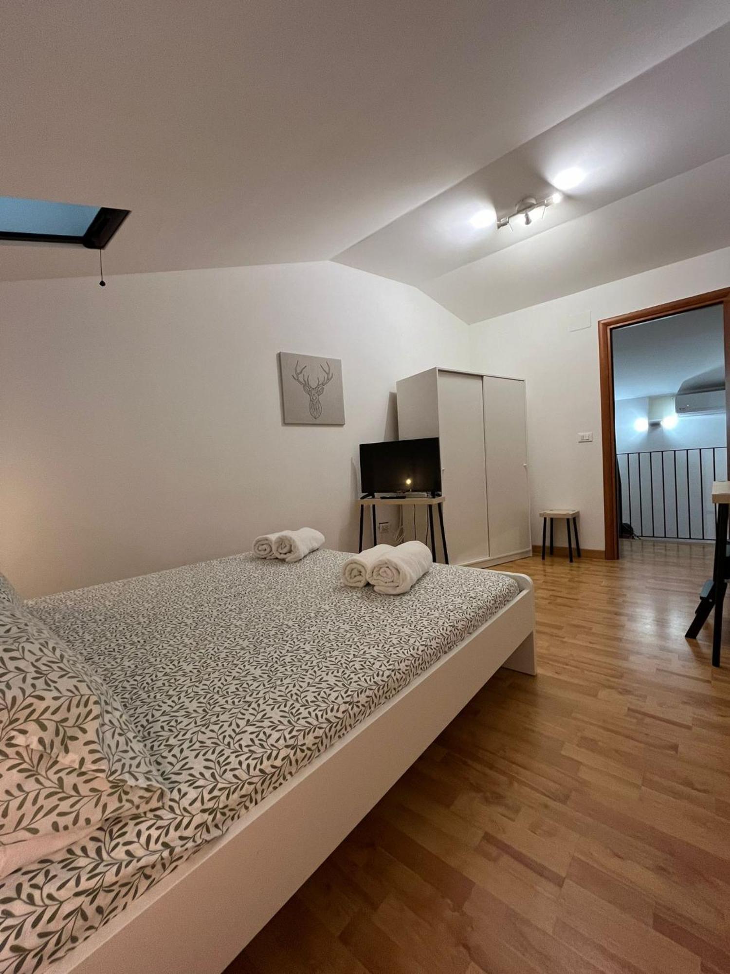 Fikus Apt Relax Castello Ursino Катания Экстерьер фото